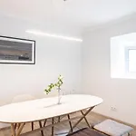 شقة Town Square House سيتوبال